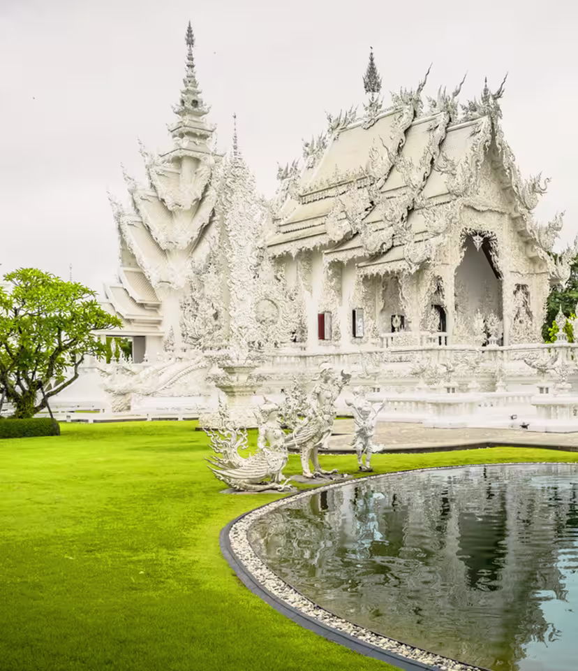 Wat Rong Suea Ten (Blue Temple)