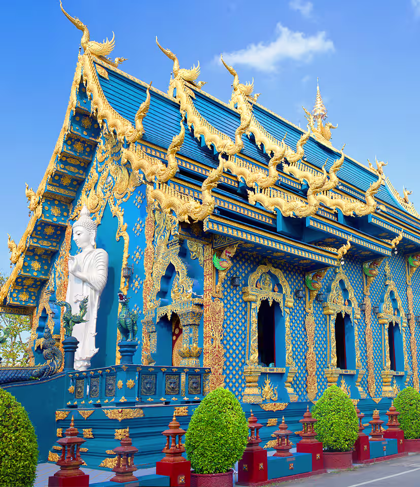 Wat Rong Khun (White Temple)